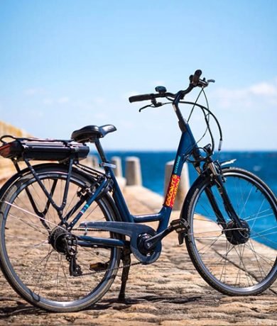 velo-electrique-location-de-velo-coconuts-location-port-tudy-groix-1